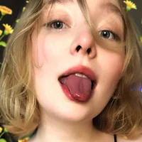 darling__eva's Profile Pic