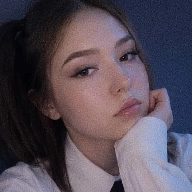CharmingVikii Stripchat profile image
