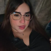 Salma_saad Adlı Modelin Avatarı