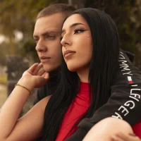 violett_jones 头像图片