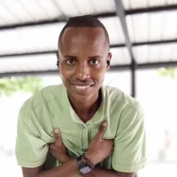 ElniDcali's Avatar Pic