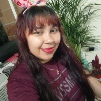 Carol_lov18's Profile Pic