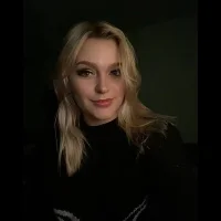 rose_claytoni's Profile Pic