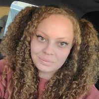 Slika avatara modela Morremarie