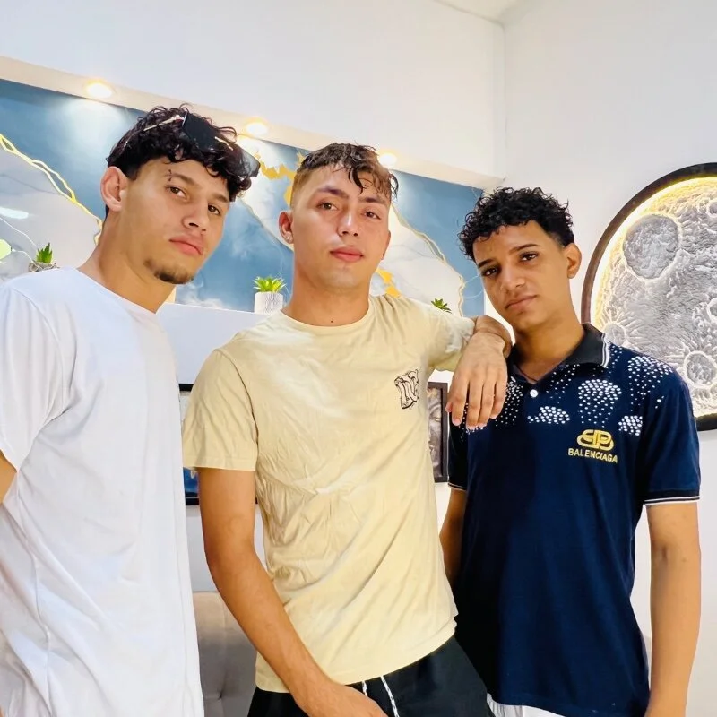 VERY_HOT_GUYS profile photo