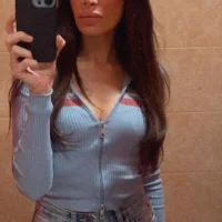 zaira44's Profile Pic