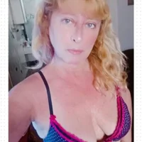 janiaaa's Profile Pic