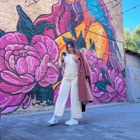 BerniceLet's Profile Pic