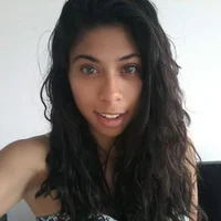 Alondra22 Φωτ, Προφίλ