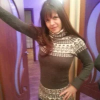 Alina_Arias Φωτ, Προφίλ