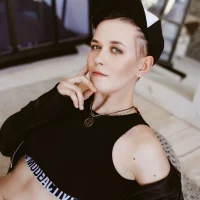 favorite_model_fox's Profile Pic