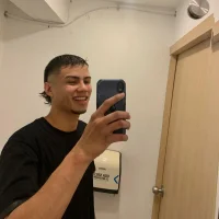Aaron_boy2's Profile Pic