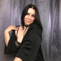 AmelieNeville's Profile Pic