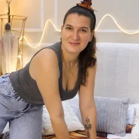 SilviaFreeya's Avatar Pic