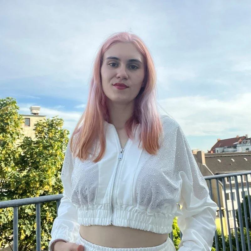 LoraScotts profile photo
