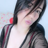 lizbellaa's Avatar Photo