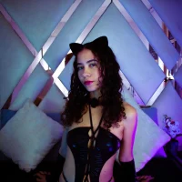 samantaht's Avatar Pic