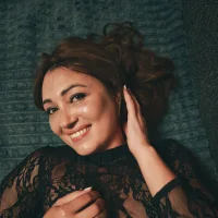 sexy-lucia-vi