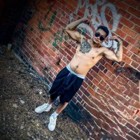 biggzy-69's Profile Pic