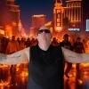 Victor_Sin49's Offline Chat Room