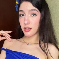 Image d’avatar de Emily-hottson