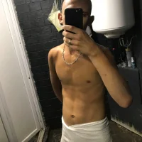den21113's Profile Pic