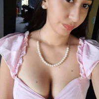 charlote_darwin's Profile Pic