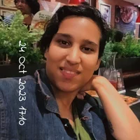 Strawberrybbe's Profile Pic