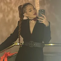 Gambar Profil Renata_yes