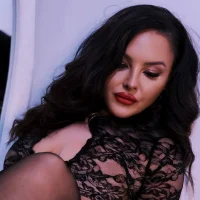 AriaLunne's Profile Pic