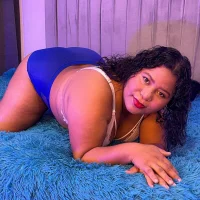 Violet_Luxee model avatar