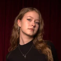 EveMundie's Avatar Pic