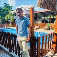 Mr_kstro's Profile Pic