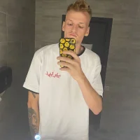 Gambar Profil Fluffu282