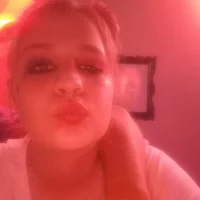 Moeshly001's Avatar Pic