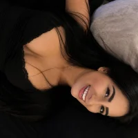 Kim_Desire এর প্রোফাইল ছবি