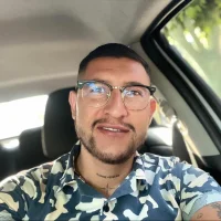 Leov29's Profile Pic