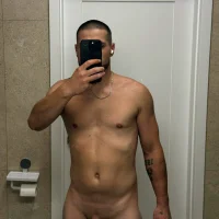 shr96's Profile Pic