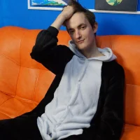 Sam_Lewis's Profile Pic