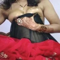 RiyaRoyal avatar - live cam performer on MySuperHot