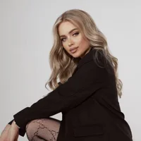 AvroraGoldie's Profile Pic