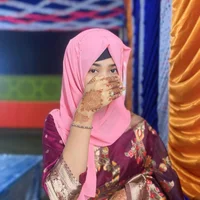 akhi_hot
