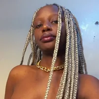 Ebony_Que অবতার ছবি