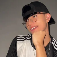 smith_cute's Profile Pic
