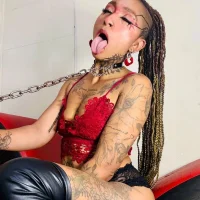 Knela666_Rs Adlı Modelin Avatarı