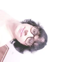 LaraWhiteSissy's Avatar Photo