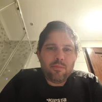 zecas32 Adlı Modelin Avatarı