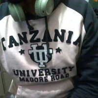 ylanovv's Profile Pic
