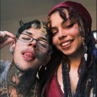 devilsexcouple – Offline chatovacia miestnosť