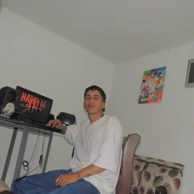 Carlos11123 Stripchat profile image
